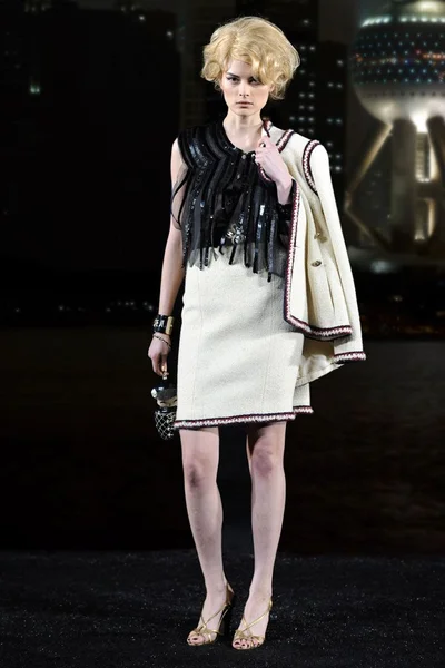 Look 42